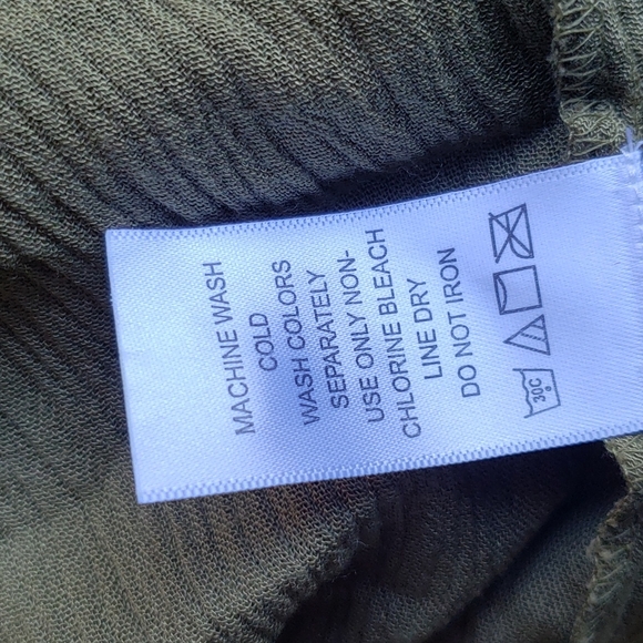 052 NWT ROAMAN'S Short-Sleeve Angelina Tunic Olive sz 36W Women's Plus Top - Picture 6 of 7